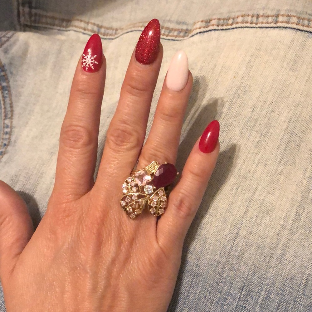 Adjustable gold ring
